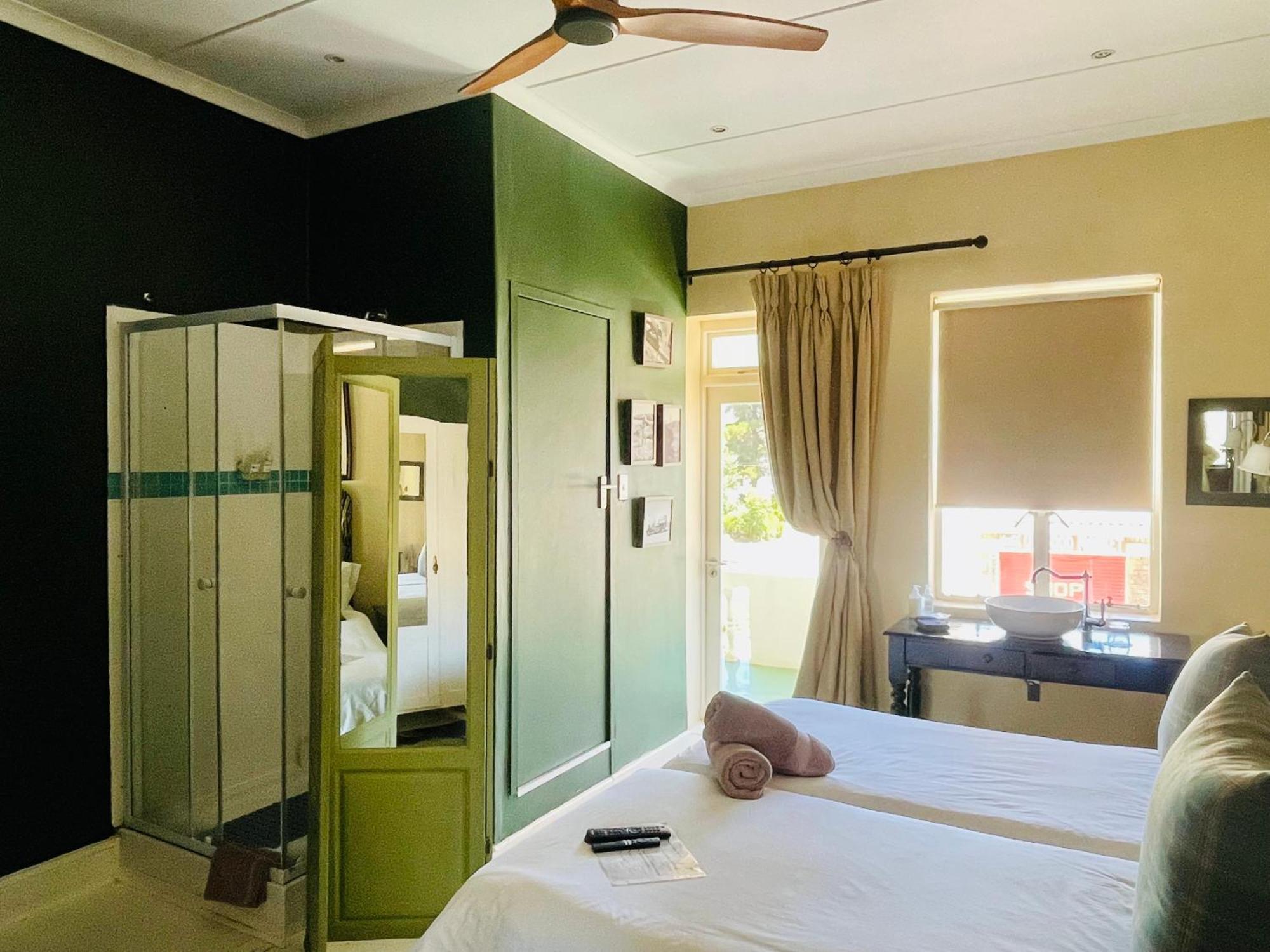 Karoo Art Hotel Barrydale Luaran gambar